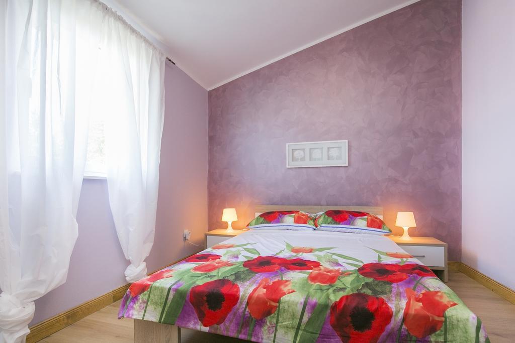 Apartment Gino رافني الغرفة الصورة
